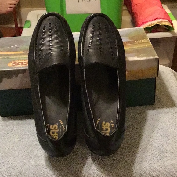 Black SAS Weave Shoes. - Picture 2 of 4